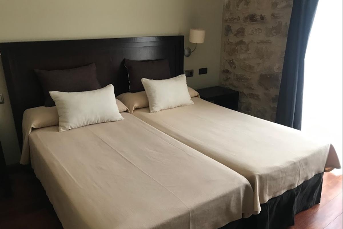 Hotel Baeza Monumental By Eme Hoteles Exterior photo