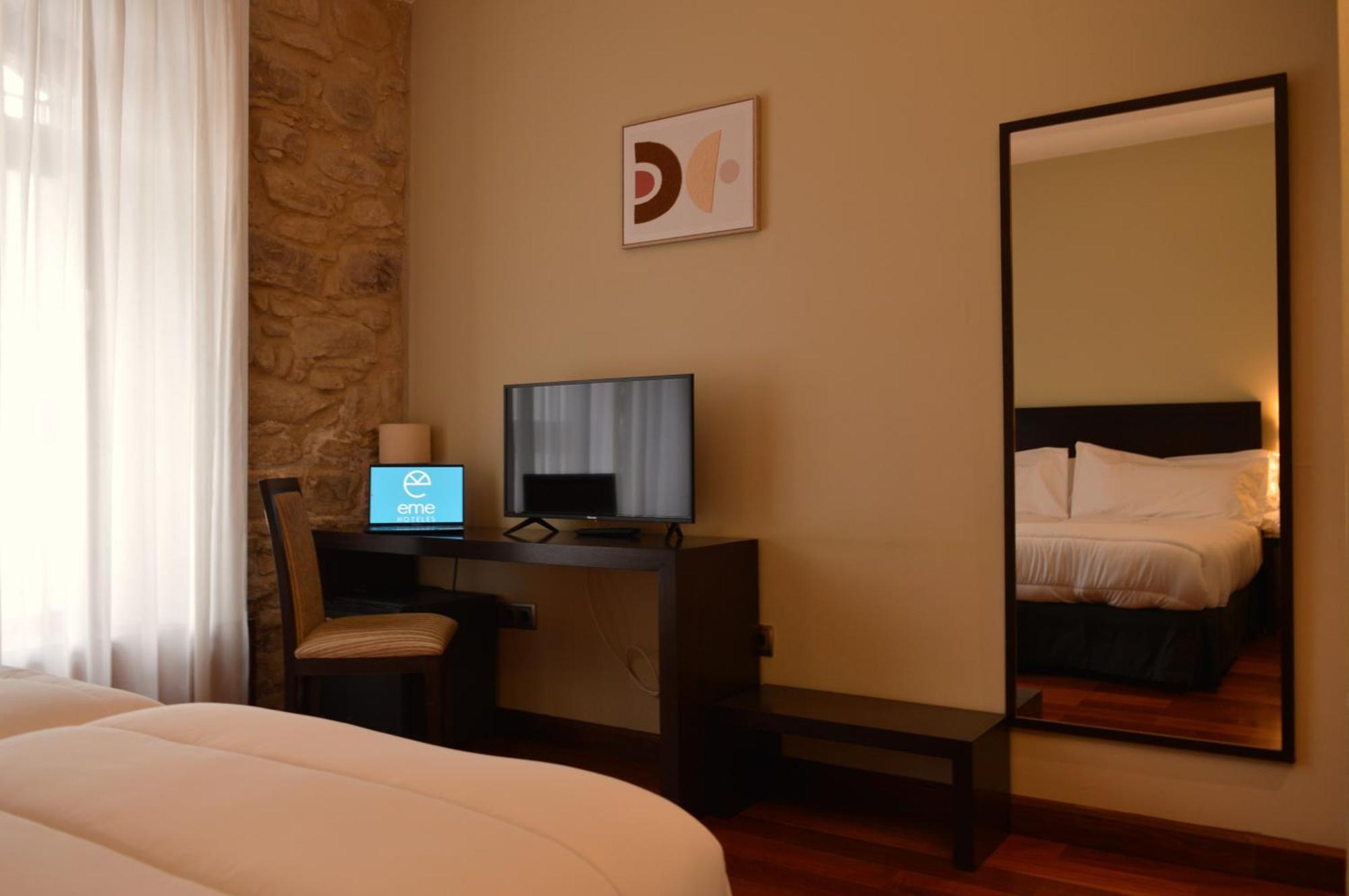 Hotel Baeza Monumental By Eme Hoteles Exterior photo